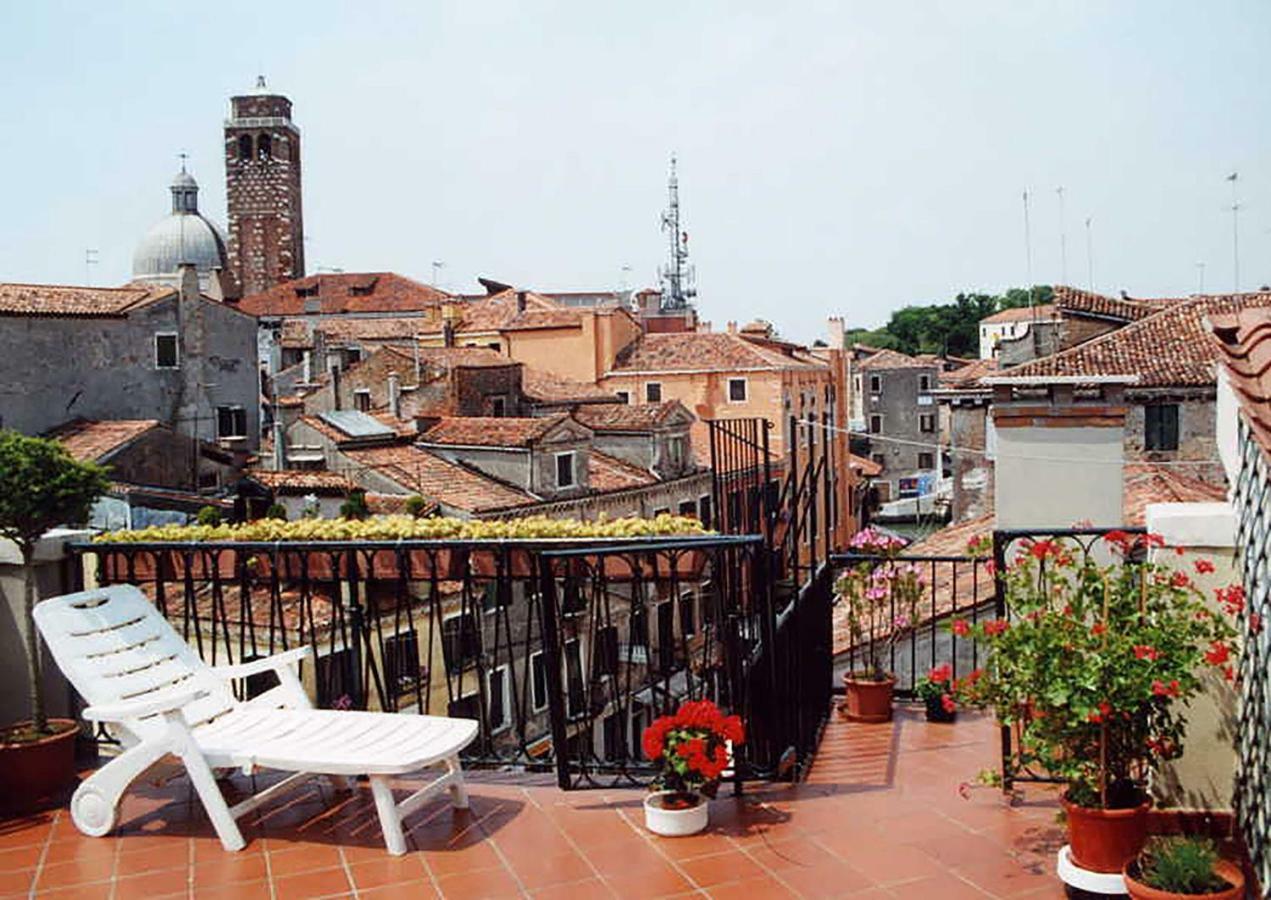 Le Mansarde Deluxe Hotel Veneţia Exterior foto